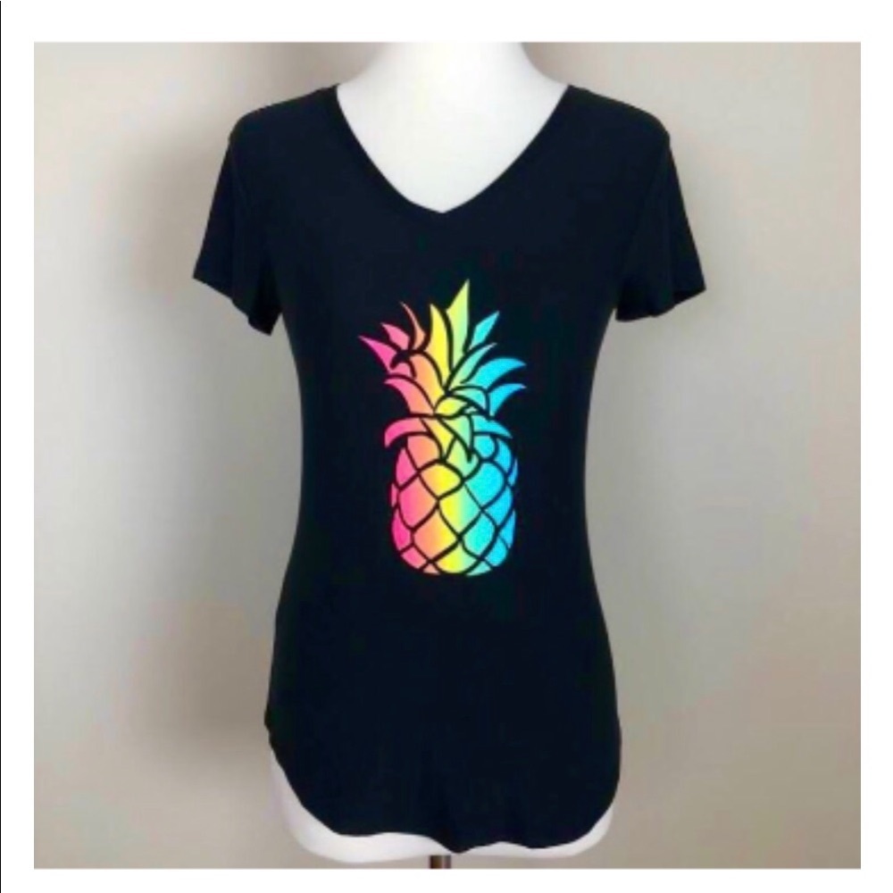 🍍 RAINBOW PINEAPPLE SHIRT 🍍